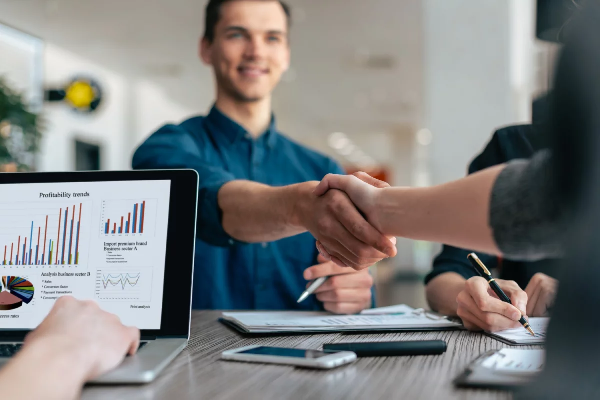 Rozrywka w pracy nauczyciela: Jak wprowadzenie zabawy może zwiększyć efektywność nauczania