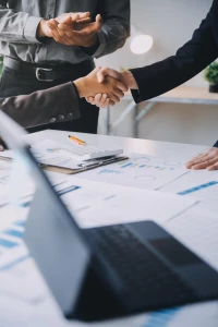 Klimatyzatory z funkcją grzania Pruszków: Idealne rozwiązanie na każdą porę roku